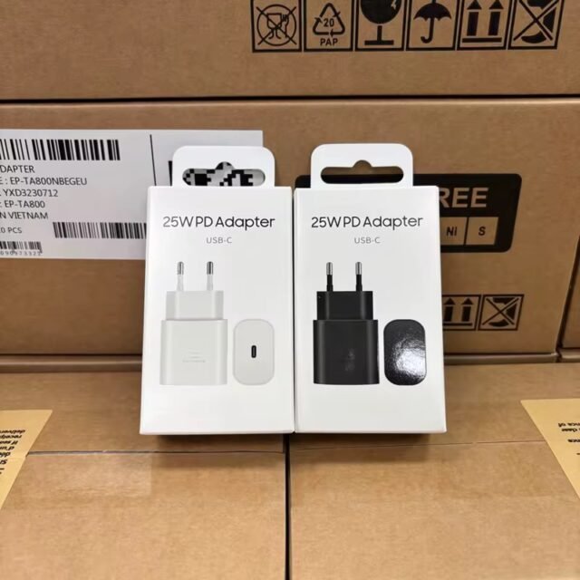 PD 25W Fast Charger-4_Branzaly